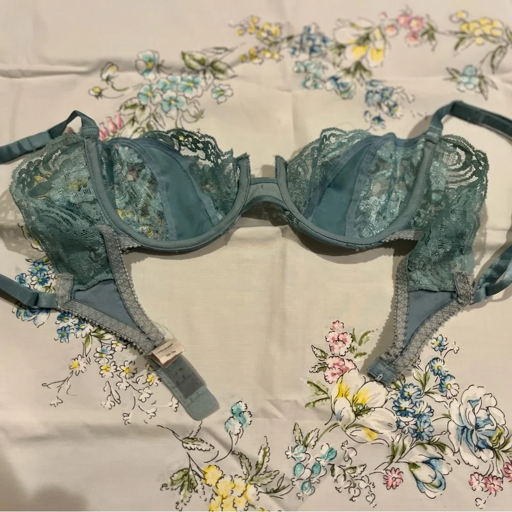 Vintage Dior Balconette bra - Picture 5 of 14